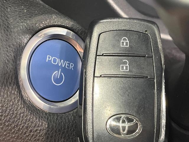 ヤリスクロス ハイブリッドＺ　純正８型ディスプレイオーディオ　全周囲カメラ　衝突被害軽減システム　レーダークルーズ　パワーシート　シートヒーター　コーナーセンサー　ＬＥＤヘッド　ＥＴＣ　純正１８インチアルミ　オートハイビーム（22枚目）