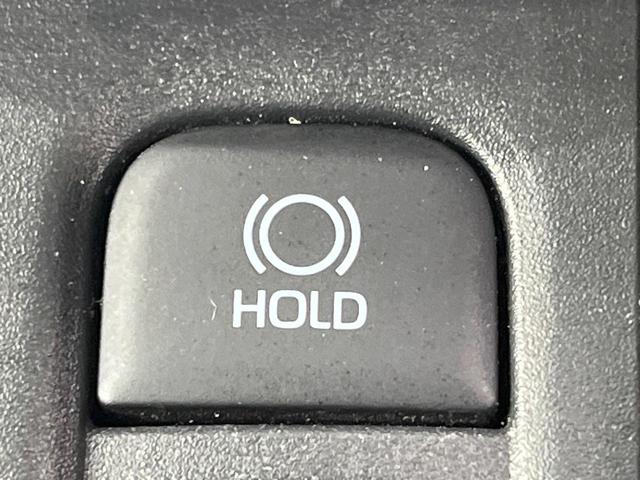 ヤリスクロス ハイブリッドＺ　純正８型ディスプレイオーディオ　全周囲カメラ　衝突被害軽減システム　レーダークルーズ　パワーシート　シートヒーター　コーナーセンサー　ＬＥＤヘッド　ＥＴＣ　純正１８インチアルミ　オートハイビーム（38枚目）