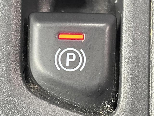 ヤリスクロス ハイブリッドＺ　純正８型ディスプレイオーディオ　全周囲カメラ　衝突被害軽減システム　レーダークルーズ　パワーシート　シートヒーター　コーナーセンサー　ＬＥＤヘッド　ＥＴＣ　純正１８インチアルミ　オートハイビーム（39枚目）