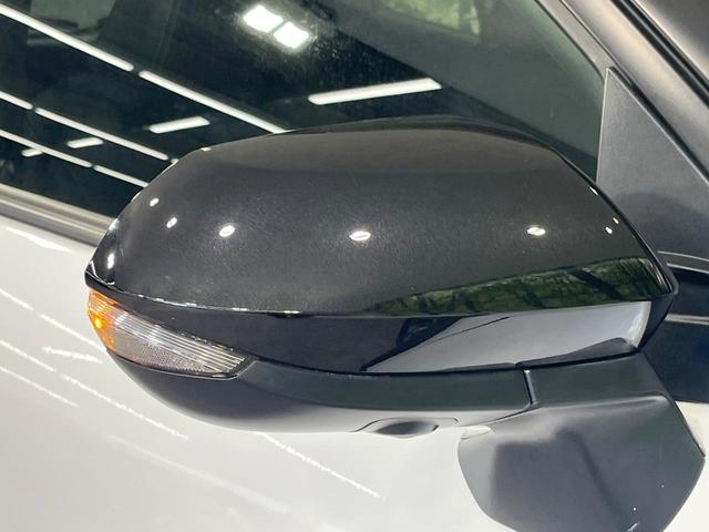 ヤリスクロス ハイブリッドＺ　純正８型ディスプレイオーディオ　全周囲カメラ　衝突被害軽減システム　レーダークルーズ　パワーシート　シートヒーター　コーナーセンサー　ＬＥＤヘッド　ＥＴＣ　純正１８インチアルミ　オートハイビーム（58枚目）