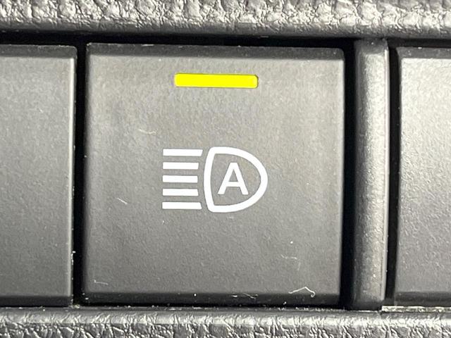 ハリアーハイブリッド Ｚ　レザーパッケージ　モデリスタフルエアロ　純正１２型ＳＤナビ　ＪＢＬサウンド　衝突被害軽減システム　レーダークルーズ　パワーシート　禁煙車　電動リアゲート　レザーシート　前席シートエアコン　コーナーセンサー　ＥＴＣ２．０（27枚目）