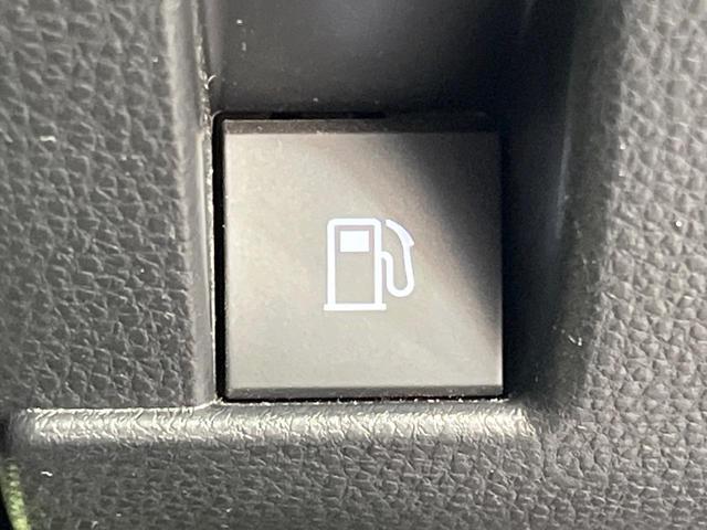 ハリアーハイブリッド Ｚ　レザーパッケージ　モデリスタフルエアロ　純正１２型ＳＤナビ　ＪＢＬサウンド　衝突被害軽減システム　レーダークルーズ　パワーシート　禁煙車　電動リアゲート　レザーシート　前席シートエアコン　コーナーセンサー　ＥＴＣ２．０（31枚目）