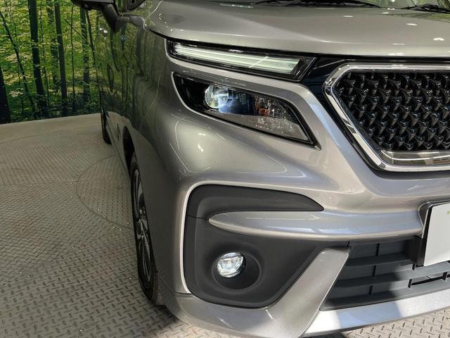 ソリオバンディット ハイブリッドＭＶ　禁煙車　両側電動ドア　純正９型メモリーナビ　全周囲カメラ　衝突被害軽減システム　レーダークルーズ　ドラレコ　コーナーセンサー　シートヒーター　ＬＥＤヘッド　ＥＴＣ　純正１５インチアルミ　スマートキー（12枚目）