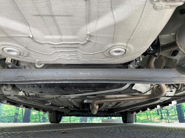 ソリオバンディット ハイブリッドＭＶ　禁煙車　両側電動ドア　純正９型メモリーナビ　全周囲カメラ　衝突被害軽減システム　レーダークルーズ　ドラレコ　コーナーセンサー　シートヒーター　ＬＥＤヘッド　ＥＴＣ　純正１５インチアルミ　スマートキー（19枚目）