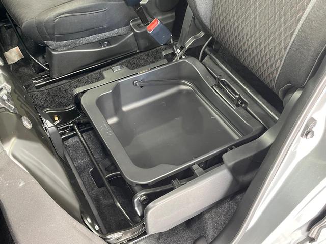 ソリオバンディット ハイブリッドＭＶ　禁煙車　両側電動ドア　純正９型メモリーナビ　全周囲カメラ　衝突被害軽減システム　レーダークルーズ　ドラレコ　コーナーセンサー　シートヒーター　ＬＥＤヘッド　ＥＴＣ　純正１５インチアルミ　スマートキー（37枚目）