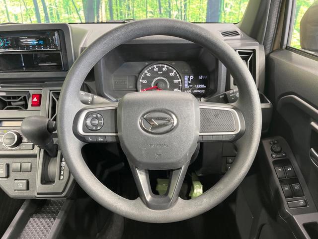 タフト Ｘ　禁煙車　ガラスルーフ　衝突被害軽減システム　コーナーセンサー　スマートキー　ＬＥＤヘッドライト　オートエアコン　ＣＤ再生　アイドリングストップ　オートハイビーム　横滑り防止機能　電動格納ミラー（11枚目）