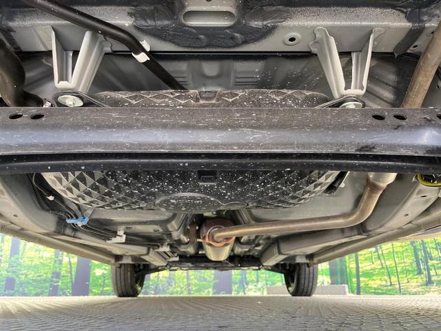 タフト Ｘ　禁煙車　ガラスルーフ　衝突被害軽減システム　コーナーセンサー　スマートキー　ＬＥＤヘッドライト　オートエアコン　ＣＤ再生　アイドリングストップ　オートハイビーム　横滑り防止機能　電動格納ミラー（19枚目）