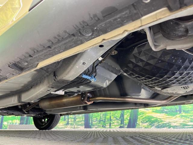 タフト Ｘ　禁煙車　ガラスルーフ　衝突被害軽減システム　コーナーセンサー　スマートキー　ＬＥＤヘッドライト　オートエアコン　ＣＤ再生　アイドリングストップ　オートハイビーム　横滑り防止機能　電動格納ミラー（21枚目）