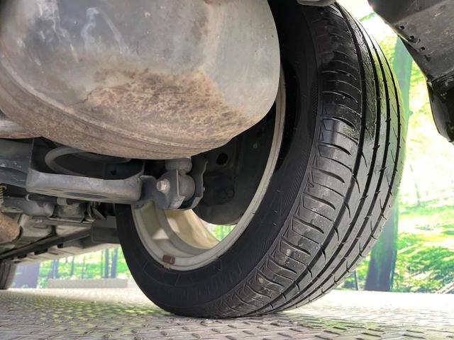 アクア Ｇブラックソフトレザーセレクション　禁煙車　フルエアロ　純正９型ＳＤナビ　スマートキー　ＬＥＤヘッド　ビルトインＥＴＣ　クルコン　純正１６インチアルミ　オートライト　合皮シート　オートエアコン　Ｂｌｕｅｔｏｏｔｈ　ＤＶＤ再生　フルセグ（20枚目）