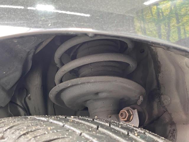 アクア Ｇブラックソフトレザーセレクション　禁煙車　フルエアロ　純正９型ＳＤナビ　スマートキー　ＬＥＤヘッド　ビルトインＥＴＣ　クルコン　純正１６インチアルミ　オートライト　合皮シート　オートエアコン　Ｂｌｕｅｔｏｏｔｈ　ＤＶＤ再生　フルセグ（23枚目）