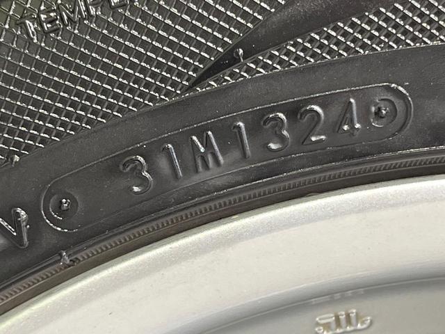 アクア Ｇブラックソフトレザーセレクション　禁煙車　フルエアロ　純正９型ＳＤナビ　スマートキー　ＬＥＤヘッド　ビルトインＥＴＣ　クルコン　純正１６インチアルミ　オートライト　合皮シート　オートエアコン　Ｂｌｕｅｔｏｏｔｈ　ＤＶＤ再生　フルセグ（29枚目）