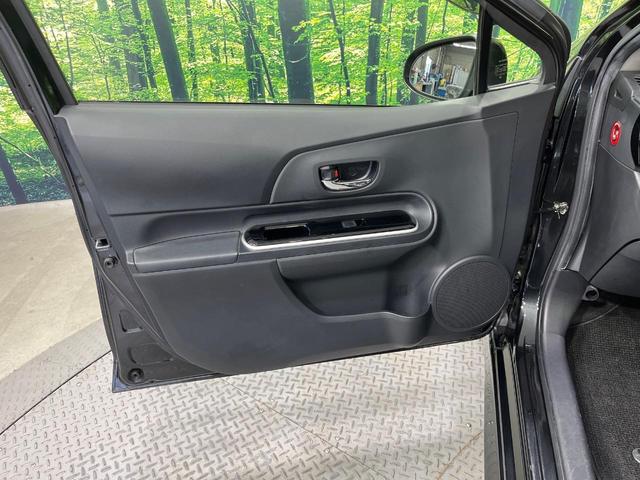 アクア Ｇブラックソフトレザーセレクション　禁煙車　フルエアロ　純正９型ＳＤナビ　スマートキー　ＬＥＤヘッド　ビルトインＥＴＣ　クルコン　純正１６インチアルミ　オートライト　合皮シート　オートエアコン　Ｂｌｕｅｔｏｏｔｈ　ＤＶＤ再生　フルセグ（34枚目）