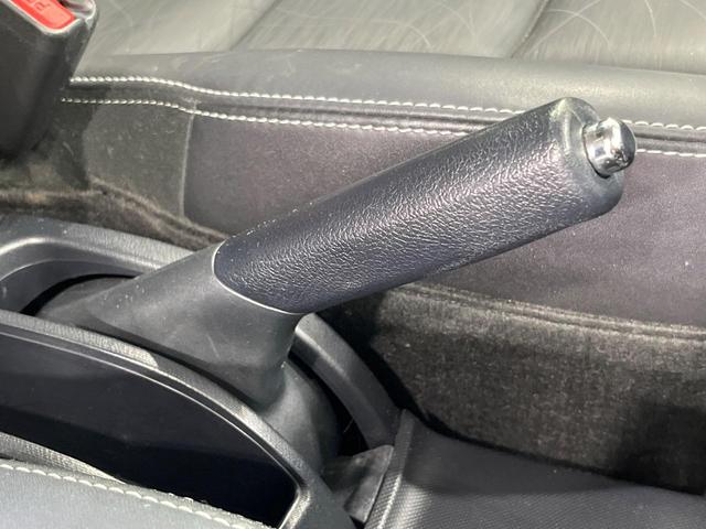 アクア Ｇブラックソフトレザーセレクション　禁煙車　フルエアロ　純正９型ＳＤナビ　スマートキー　ＬＥＤヘッド　ビルトインＥＴＣ　クルコン　純正１６インチアルミ　オートライト　合皮シート　オートエアコン　Ｂｌｕｅｔｏｏｔｈ　ＤＶＤ再生　フルセグ（45枚目）