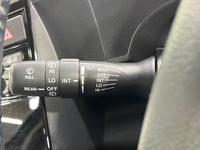 アクア Ｇブラックソフトレザーセレクション　禁煙車　フルエアロ　純正９型ＳＤナビ　スマートキー　ＬＥＤヘッド　ビルトインＥＴＣ　クルコン　純正１６インチアルミ　オートライト　合皮シート　オートエアコン　Ｂｌｕｅｔｏｏｔｈ　ＤＶＤ再生　フルセグ（52枚目）