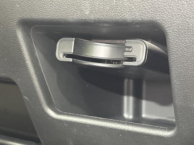 ムーヴキャンバス Xメイクアップ SAII 純正8型ナビ バックカメラ 衝突被害軽減システム 禁煙車 ドラレコ スマートキー ETC 車線逸脱警報 オートライト オートエアコン Bluetooth CD DVD再生 フルセグ LEDフォグ(7枚目)