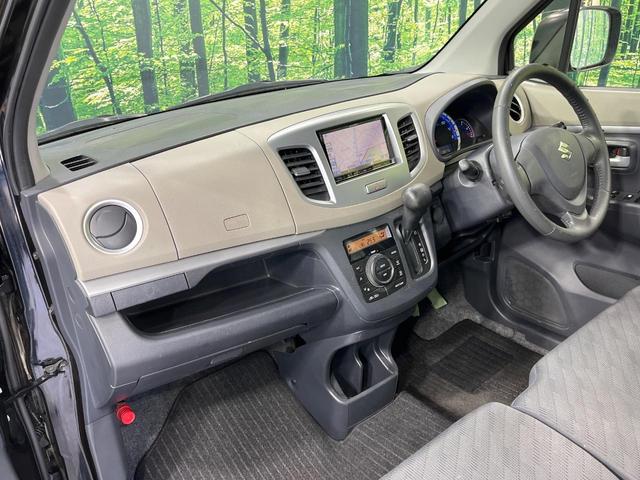 ワゴンR FXリミテッド SDナビ バックカメラ スマートキー ETC オートエアコン 14インチアルミ アイドリングストップ CD 地デジ プライバシーガラス(35枚目)