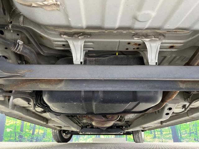 デイズ Ｘ　禁煙車　純正９インチナビ　全周囲カメラ　ＥＴＣ　衝突被害軽減システム　コーナーセンサー　スマートキー　ＨＩＤヘッド　　純正１４インチアルミ　オートライト　オートエアコン　ＤＶＤ再生　地デジ（19枚目）