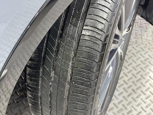 プリウス Z 禁煙車 パノラマルーフ 純正12型ナビ 全周囲カメラ 衝突被害軽減システム レーダークルーズ 電動リアゲート レザーシート 前席シートエアコン パワーシート ドラレコ コーナーセンサー(20枚目)