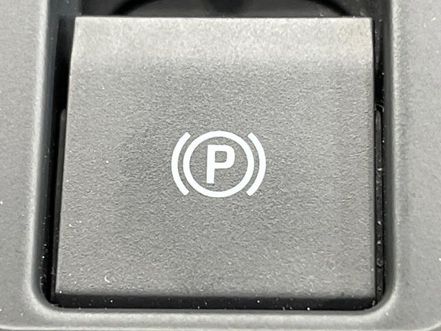 プリウス Z 禁煙車 パノラマルーフ 純正12型ナビ 全周囲カメラ 衝突被害軽減システム レーダークルーズ 電動リアゲート レザーシート 前席シートエアコン パワーシート ドラレコ コーナーセンサー(39枚目)