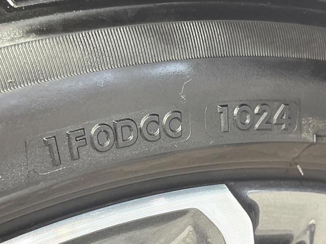 プリウス Z 禁煙車 パノラマルーフ 純正12型ナビ 全周囲カメラ 衝突被害軽減システム レーダークルーズ 電動リアゲート レザーシート 前席シートエアコン パワーシート ドラレコ コーナーセンサー(54枚目)