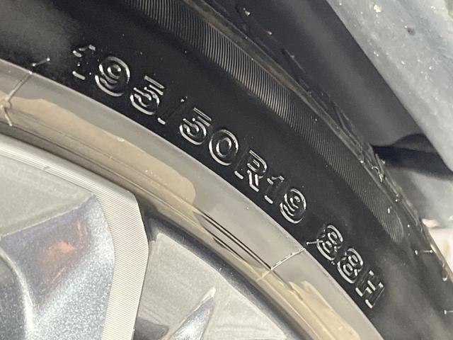 プリウス Z 禁煙車 パノラマルーフ 純正12型ナビ 全周囲カメラ 衝突被害軽減システム レーダークルーズ 電動リアゲート レザーシート 前席シートエアコン パワーシート ドラレコ コーナーセンサー(55枚目)