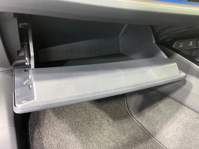 プリウス Z 禁煙車 パノラマルーフ 純正12型ナビ 全周囲カメラ 衝突被害軽減システム レーダークルーズ 電動リアゲート レザーシート 前席シートエアコン パワーシート ドラレコ コーナーセンサー(58枚目)