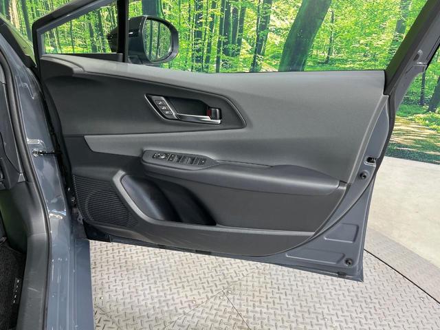 プリウス Z 禁煙車 パノラマルーフ 純正12型ナビ 全周囲カメラ 衝突被害軽減システム レーダークルーズ 電動リアゲート レザーシート 前席シートエアコン パワーシート ドラレコ コーナーセンサー(63枚目)