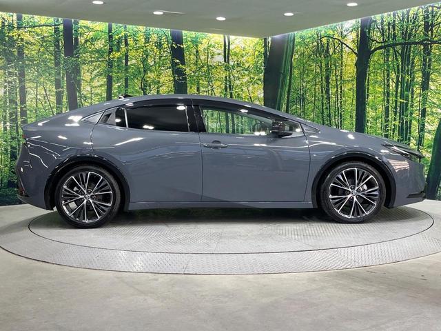プリウス Z 禁煙車 パノラマルーフ 純正12型ナビ 全周囲カメラ 衝突被害軽減システム レーダークルーズ 電動リアゲート レザーシート 前席シートエアコン パワーシート ドラレコ コーナーセンサー(77枚目)