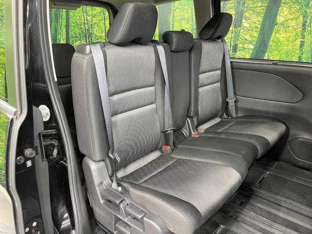 セレナ ハイウェイスターＶ　禁煙車　両側電動ドア　純正９型ＳＤナビ　１２型後席モニター　全周囲カメラ　衝突被害軽減システム　ドラレコ　コーナーセンサー　ＬＥＤヘッド　ビルトインＥＴＣ　スマートキー　クルコン　純正１６インチアルミ（9枚目）