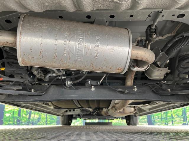 セレナ ハイウェイスターＶ　禁煙車　両側電動ドア　純正９型ＳＤナビ　１２型後席モニター　全周囲カメラ　衝突被害軽減システム　ドラレコ　コーナーセンサー　ＬＥＤヘッド　ビルトインＥＴＣ　スマートキー　クルコン　純正１６インチアルミ（19枚目）