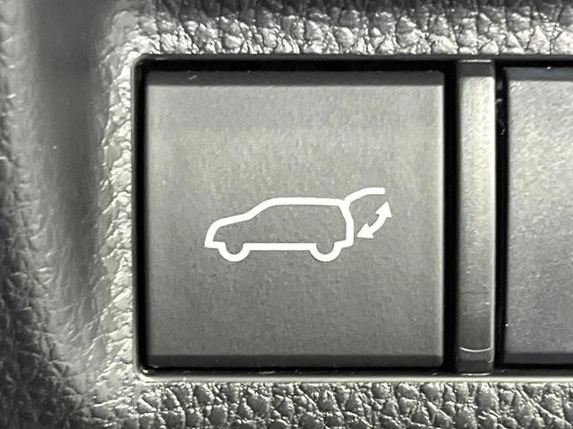 RAV4 ハイブリッドG 禁煙車 モデリスタフルエアロ 全周囲カメラ 純正9型ディスプレイオーディオ 衝突被害軽減システム レーダークルーズ 電動リアゲート 合皮レザーシート メモリー機能付きパワーシート シートヒーター(7枚目)