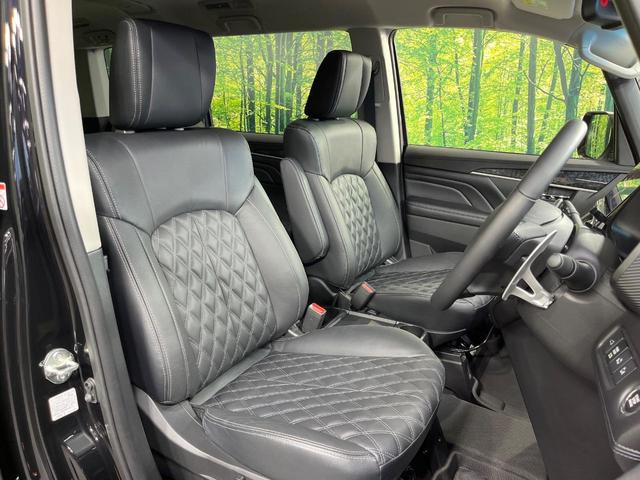 デリカD:5 ブラックエディション 禁煙車 ディーゼル(軽油) 両側電動ドア BIGX11型ナビ 12型後席モニター 電動サイドステップ バックカメラ 衝突被害軽減システム レーダークルーズ 電動リアゲート レザーシート パワーシート(8枚目)