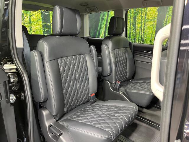 デリカD:5 ブラックエディション 禁煙車 ディーゼル(軽油) 両側電動ドア BIGX11型ナビ 12型後席モニター 電動サイドステップ バックカメラ 衝突被害軽減システム レーダークルーズ 電動リアゲート レザーシート パワーシート(9枚目)