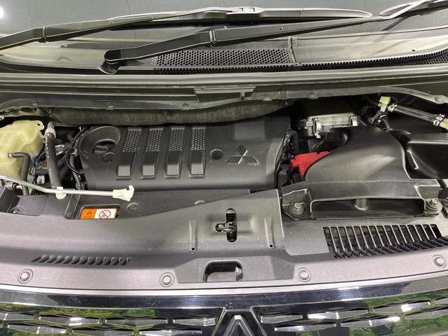 デリカD:5 ブラックエディション 禁煙車 ディーゼル(軽油) 両側電動ドア BIGX11型ナビ 12型後席モニター 電動サイドステップ バックカメラ 衝突被害軽減システム レーダークルーズ 電動リアゲート レザーシート パワーシート(19枚目)