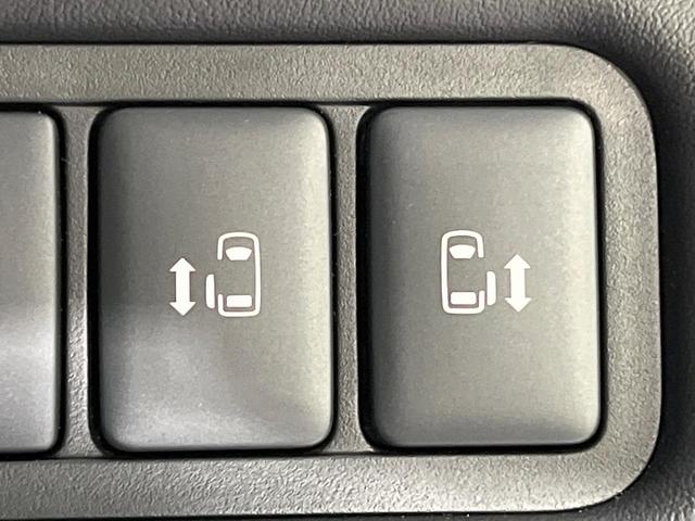 デリカD:5 ブラックエディション 禁煙車 ディーゼル(軽油) 両側電動ドア BIGX11型ナビ 12型後席モニター 電動サイドステップ バックカメラ 衝突被害軽減システム レーダークルーズ 電動リアゲート レザーシート パワーシート(24枚目)