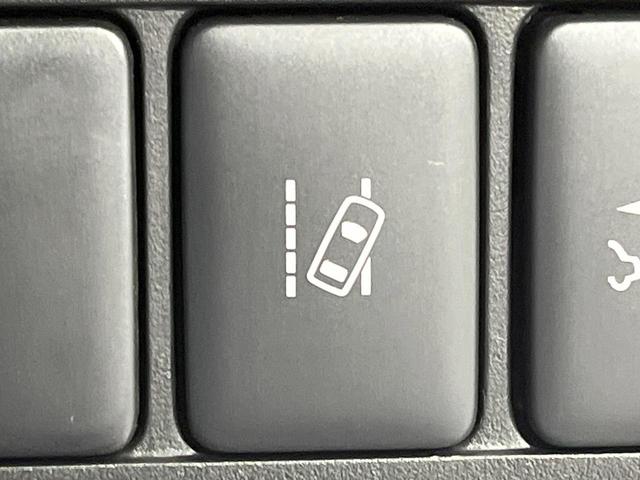 デリカD:5 ブラックエディション 禁煙車 ディーゼル(軽油) 両側電動ドア BIGX11型ナビ 12型後席モニター 電動サイドステップ バックカメラ 衝突被害軽減システム レーダークルーズ 電動リアゲート レザーシート パワーシート(28枚目)