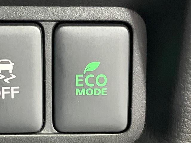 デリカD:5 ブラックエディション 禁煙車 ディーゼル(軽油) 両側電動ドア BIGX11型ナビ 12型後席モニター 電動サイドステップ バックカメラ 衝突被害軽減システム レーダークルーズ 電動リアゲート レザーシート パワーシート(30枚目)