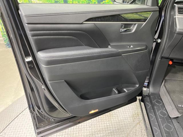 デリカD:5 ブラックエディション 禁煙車 ディーゼル(軽油) 両側電動ドア BIGX11型ナビ 12型後席モニター 電動サイドステップ バックカメラ 衝突被害軽減システム レーダークルーズ 電動リアゲート レザーシート パワーシート(58枚目)