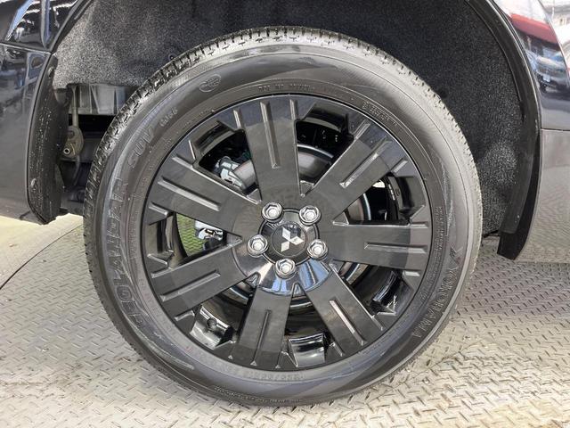 デリカD:5 ブラックエディション 禁煙車 ディーゼル(軽油) 両側電動ドア BIGX11型ナビ 12型後席モニター 電動サイドステップ バックカメラ 衝突被害軽減システム レーダークルーズ 電動リアゲート レザーシート パワーシート(64枚目)