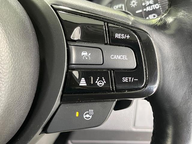 ヴェゼル e:HEV Z 禁煙車 9型ホンダコネクトディスプレイ バックカメラ 衝突被害軽減システム レーダークルーズ 電動リアゲート シートヒーター ドラレコ 合皮コンビシート ETC2.0 純正18インチアルミホイール(7枚目)