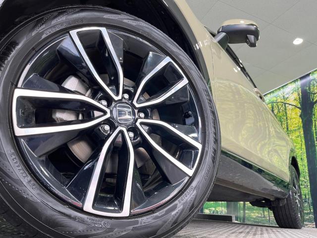 ヴェゼル e:HEV Z 禁煙車 9型ホンダコネクトディスプレイ バックカメラ 衝突被害軽減システム レーダークルーズ 電動リアゲート シートヒーター ドラレコ 合皮コンビシート ETC2.0 純正18インチアルミホイール(13枚目)
