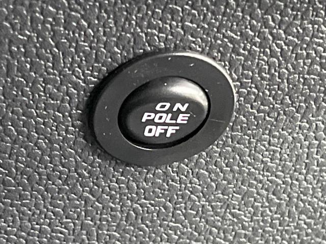 プリウス S 純正SDナビ バックカメラ 衝突被害軽減システム レーダークルーズ 禁煙車 ドラレコ スマートキー LEDヘッド ビルトインETC 純正15インチアルミ オートハイビーム 車線逸脱警報 オートライト(27枚目)