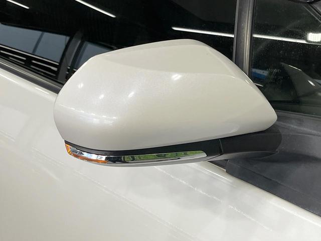 プリウス S 純正SDナビ バックカメラ 衝突被害軽減システム レーダークルーズ 禁煙車 ドラレコ スマートキー LEDヘッド ビルトインETC 純正15インチアルミ オートハイビーム 車線逸脱警報 オートライト(59枚目)