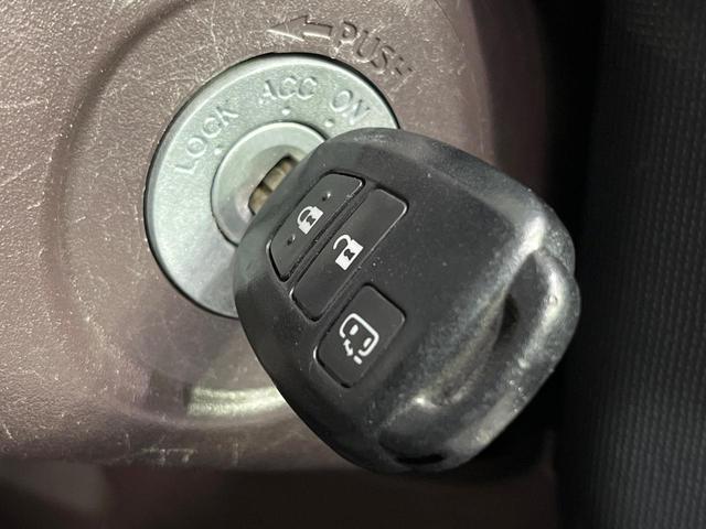 スペイド X 禁煙車 電動スライドドア SDナビ CD 地デジ 横滑り防止装置 プライバシーガラス 盗難防止装置(4枚目)