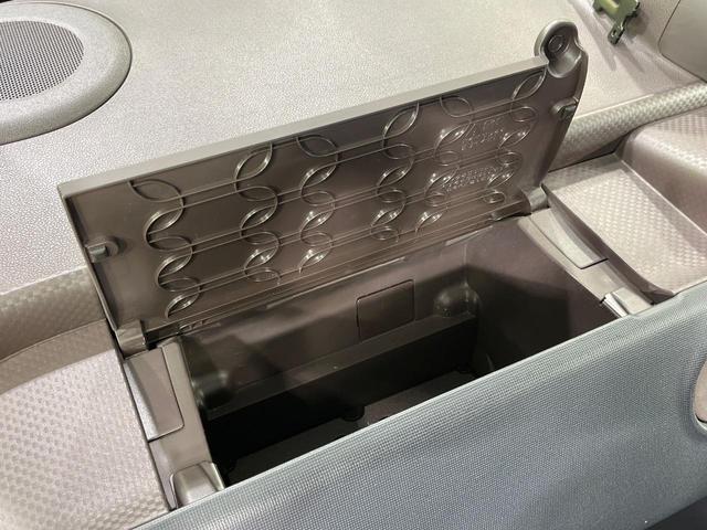 スペイド X 禁煙車 電動スライドドア SDナビ CD 地デジ 横滑り防止装置 プライバシーガラス 盗難防止装置(32枚目)