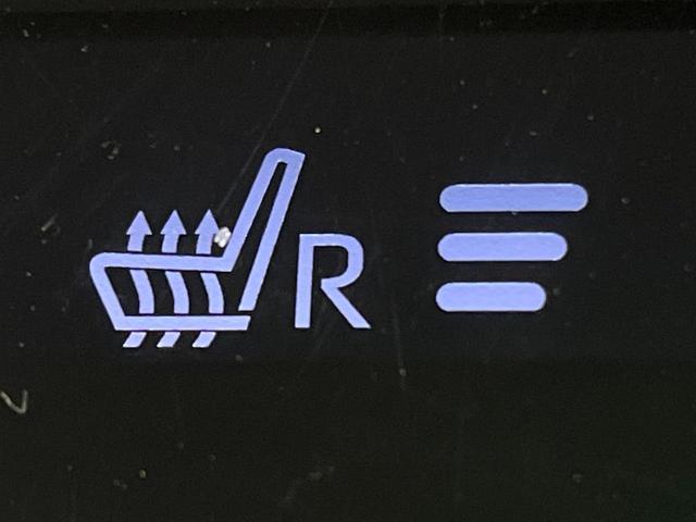 ハリアー プレミアム メタル アンド レザーパッケージ 禁煙車 純正9型SDナビ バックカメラ レーダークルーズ 電動リアゲート レザーシート 前席シートエアコン コーナーセンサー LEDヘッド ビルトインETC 純正18インチアルミ オートハイビーム(6枚目)