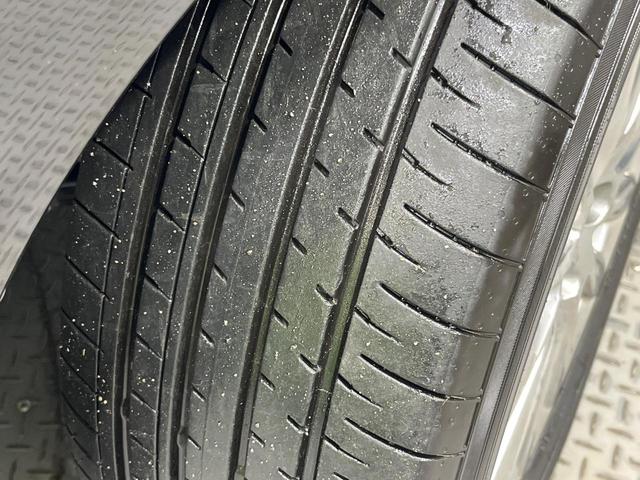 ハリアー プレミアム メタル アンド レザーパッケージ 禁煙車 純正9型SDナビ バックカメラ レーダークルーズ 電動リアゲート レザーシート 前席シートエアコン コーナーセンサー LEDヘッド ビルトインETC 純正18インチアルミ オートハイビーム(21枚目)