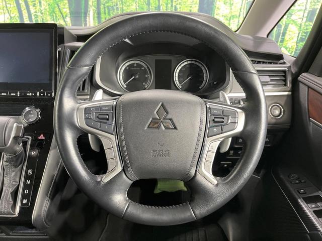 デリカD:5 P 禁煙車 両側電動ドア 純正10型ナビ 全周囲カメラ 電動サイドステップ 衝突軽減システム レーダークルコン 電動リアゲート パワーシート ステアリングヒーター ドラレコ ETC シートヒーター(12枚目)