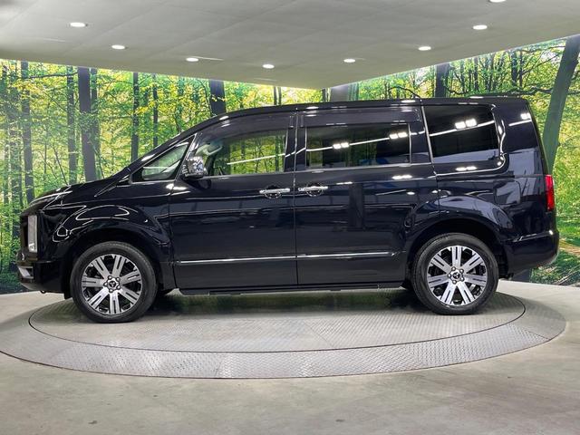 デリカD:5 P 禁煙車 両側電動ドア 純正10型ナビ 全周囲カメラ 電動サイドステップ 衝突軽減システム レーダークルコン 電動リアゲート パワーシート ステアリングヒーター ドラレコ ETC シートヒーター(72枚目)