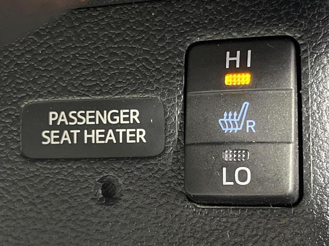 プリウス Aツーリングセレクション 禁煙車 モデリスタフルエアロ 純正9型SDナビ バックカメラ 衝突被害軽減システム レーダークルーズ デジタルインナーミラー型ドラレコ コーナーセンサー LEDヘッド ETC シートヒーター フルセグ(7枚目)